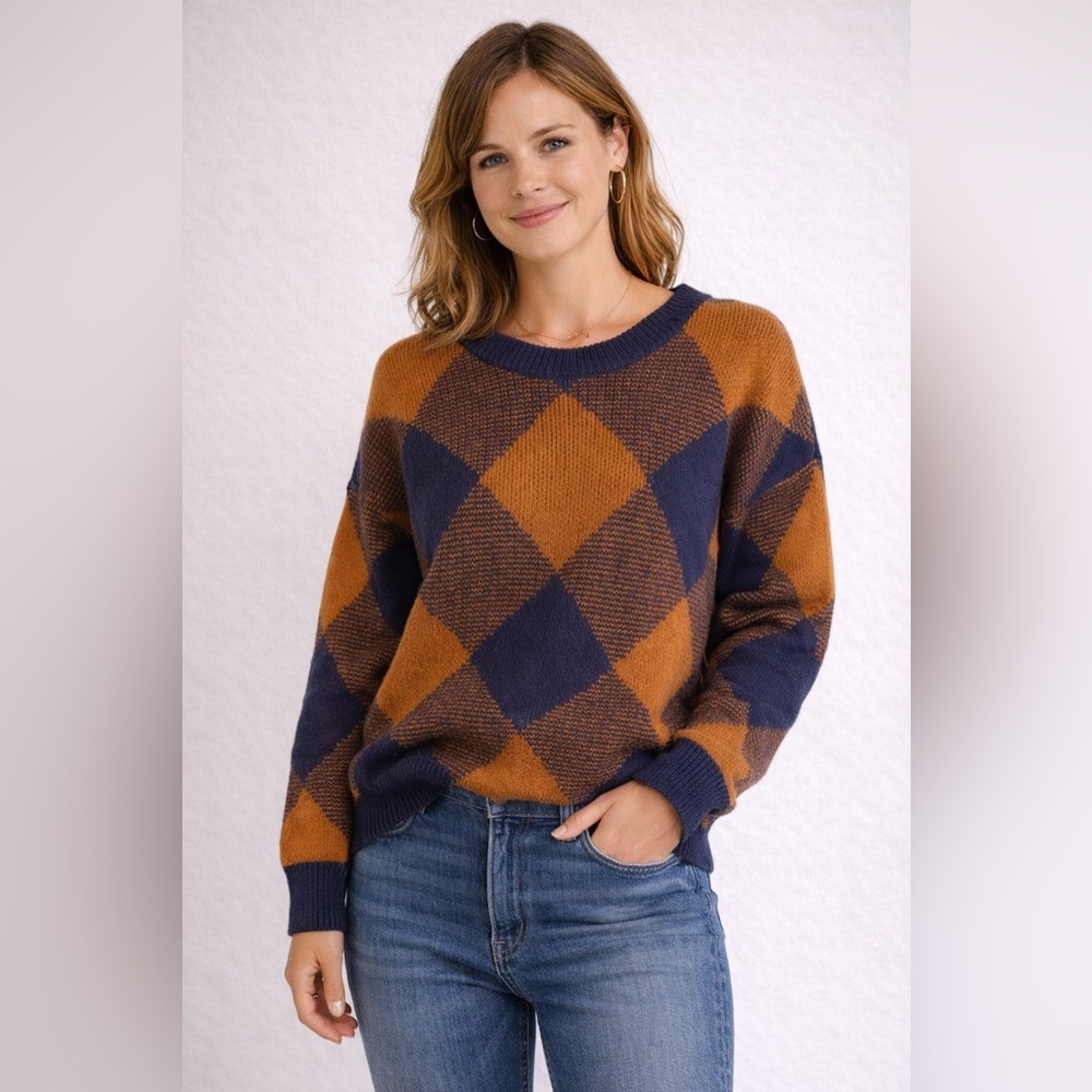 Madewell Mullen Plaid Pull Over in Rust and Navy Blue - Picture 2 of 7